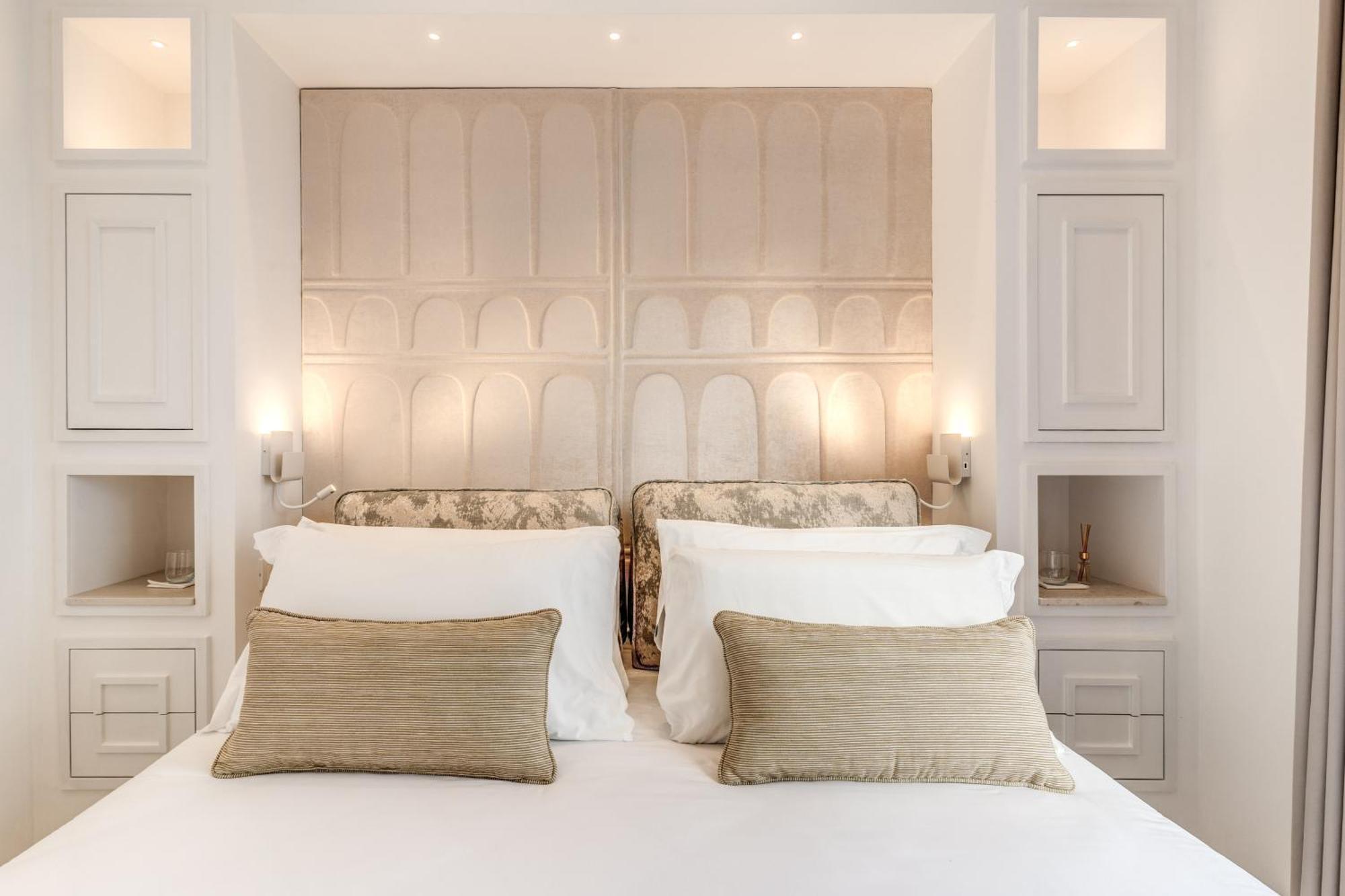 Diff'Rent Souls Rooms - Luxury Accomodation ซอร์เรนโต ภายนอก รูปภาพ