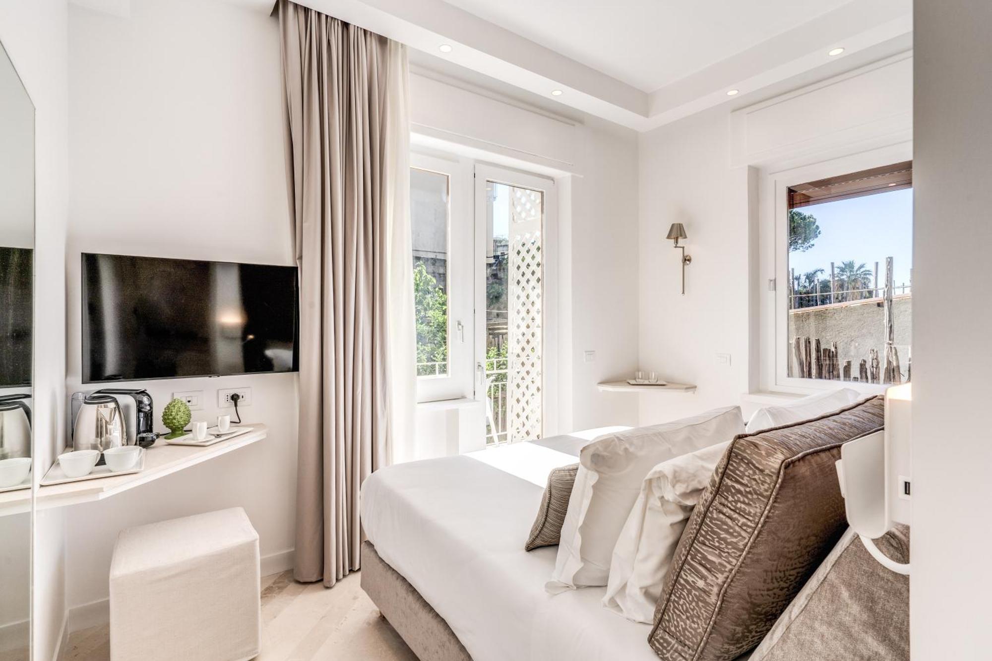 Diff'Rent Souls Rooms - Luxury Accomodation ซอร์เรนโต ภายนอก รูปภาพ