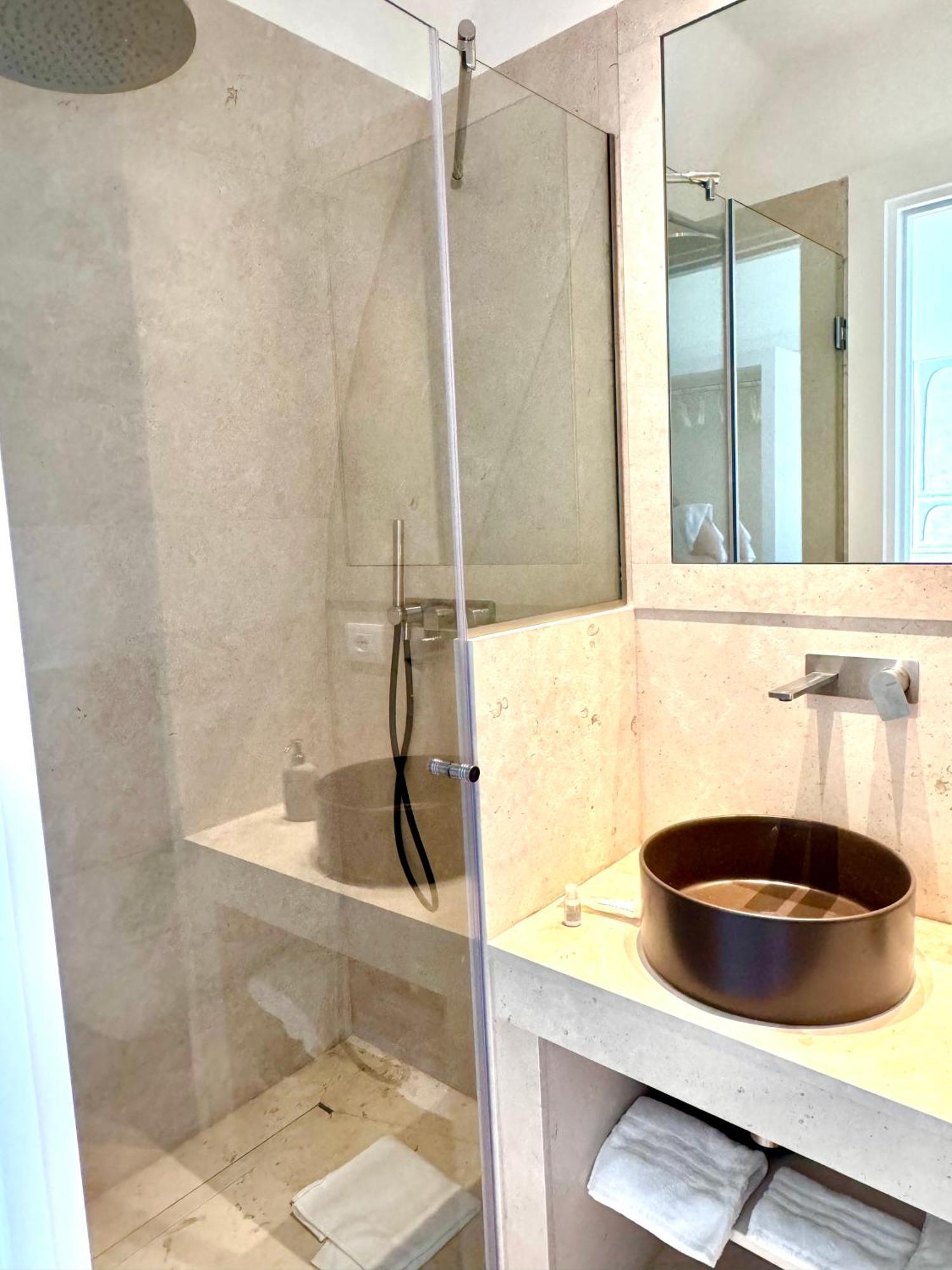 Diff'Rent Souls Rooms - Luxury Accomodation ซอร์เรนโต ภายนอก รูปภาพ
